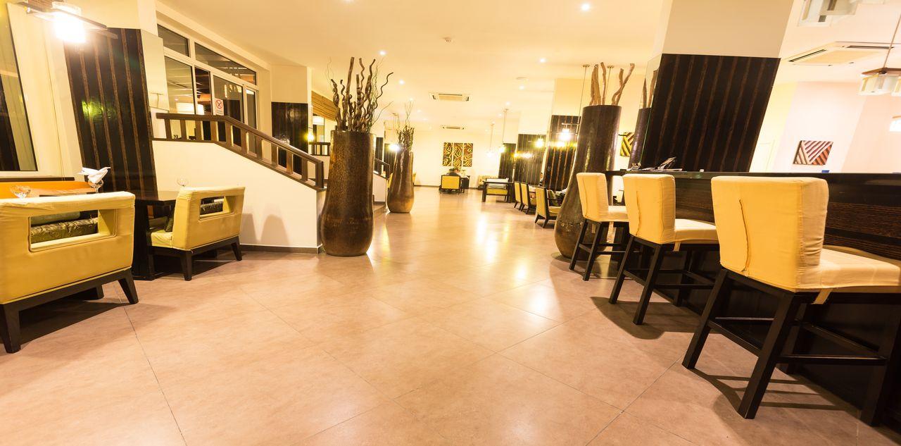 Calypso Hotel Toamasina Exterior photo